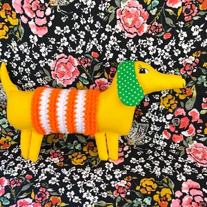 Retro Dachshund Soft Sculpture Wiener Dog, 10 inch Long, Artisan Collectible OOAK Textile Embroidered Art Doll, Made in Vermont image 2