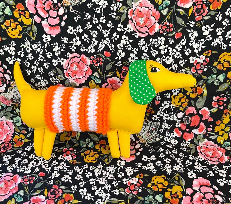 Retro Dachshund Soft Sculpture Wiener Dog, 10 inch Long, Artisan Collectible OOAK Textile Embroidered Art Doll, Made in Vermont image 2