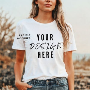 Camisetas blancas mujer con mensaje new arrivals