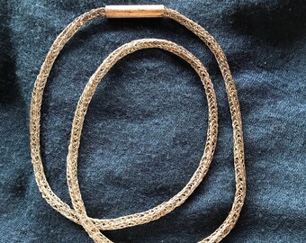 Silver weaved necklace