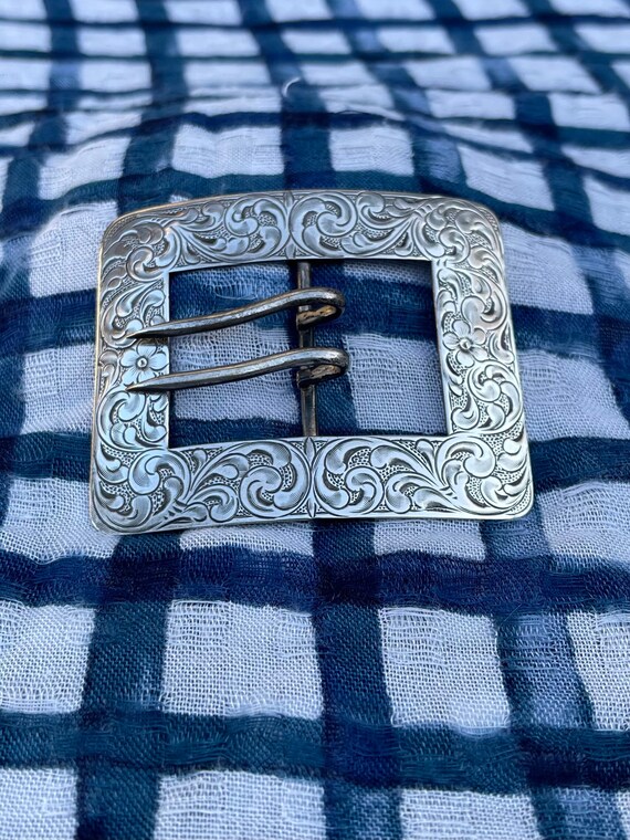 Sterling silver buckle motif. - image 1