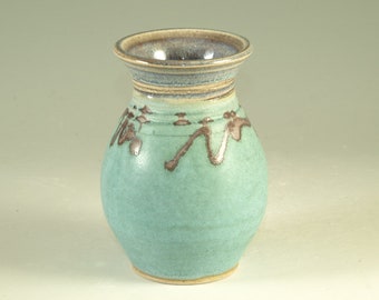 Small flower bud Vase - handmade pottery