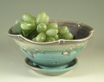 Berry Bowl in turquoise - handmade stoneware pottery