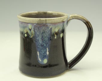 Taza pequeña de cerámica (355 ml) con esmalte negro tenmoku: una taza ideal para tomar el café por la mañana.