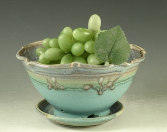 Berry Bowl in turquoise - handmade stoneware pottery