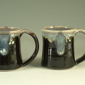 Pair of Small pottery Mugs 12oz in tenmoku black glaze great morning coffee mugs zdjęcie 1