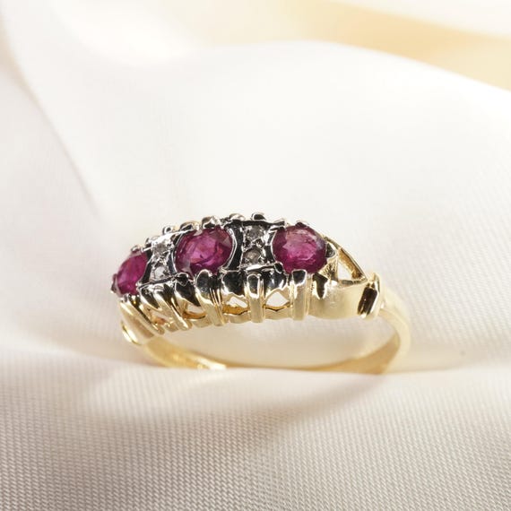 Vintage 9CT Ruby and diamond ring - image 2