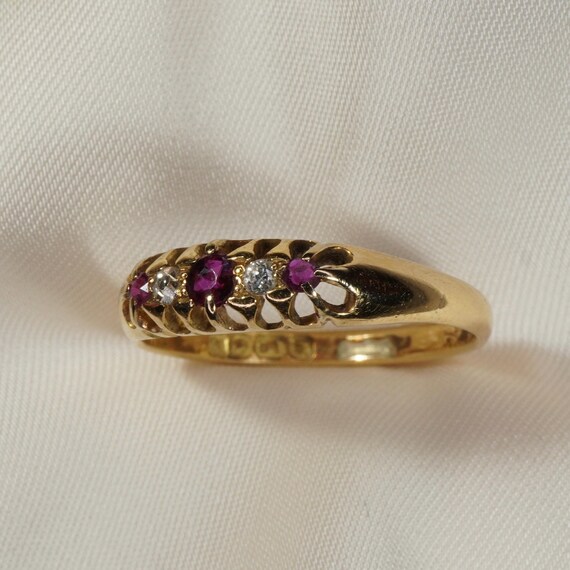 18CT antique ruby and diamond ring - image 3