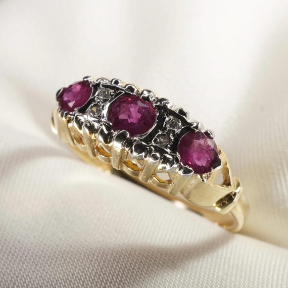 Vintage 9CT Ruby and diamond ring - image 1