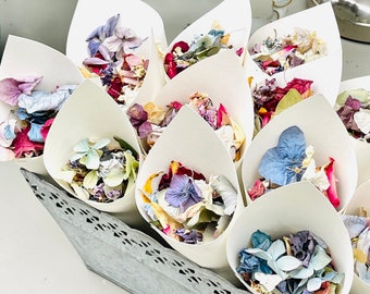 Biodegradable confetti, Wedding confetti, Petal Confetti , Flower confetti, Eco friendly confetti, Petal toss bags, Confetti cones