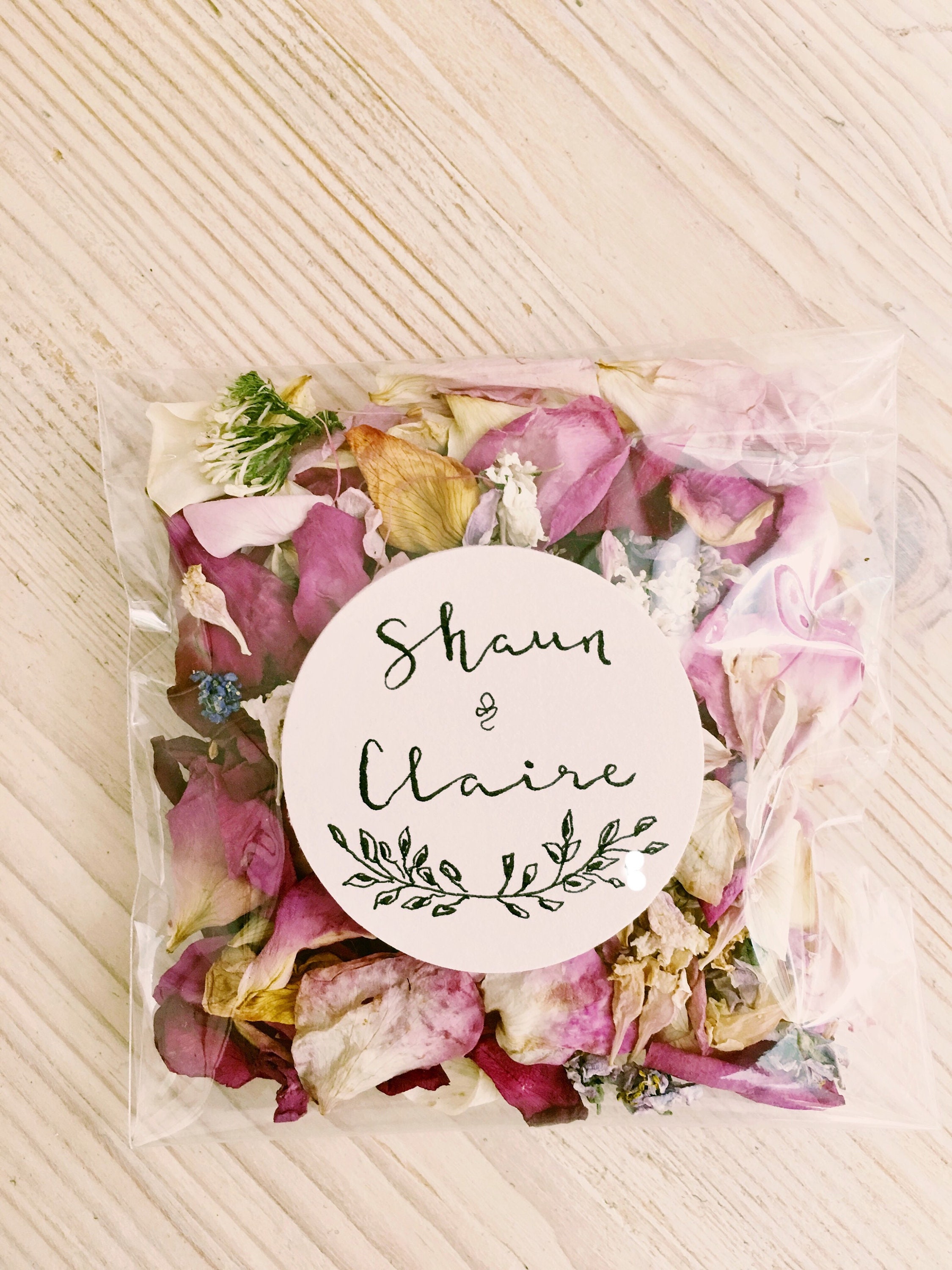 75 x Biodegradable Personalised Confetti Packets Real Flower Petal Wedding Confetti Natural