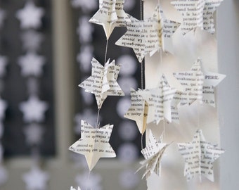Vintage book-page star garland, Christmas/holiday decoration, Choose language, Upcycled holiday decor, Gift for book lovers, Home decor