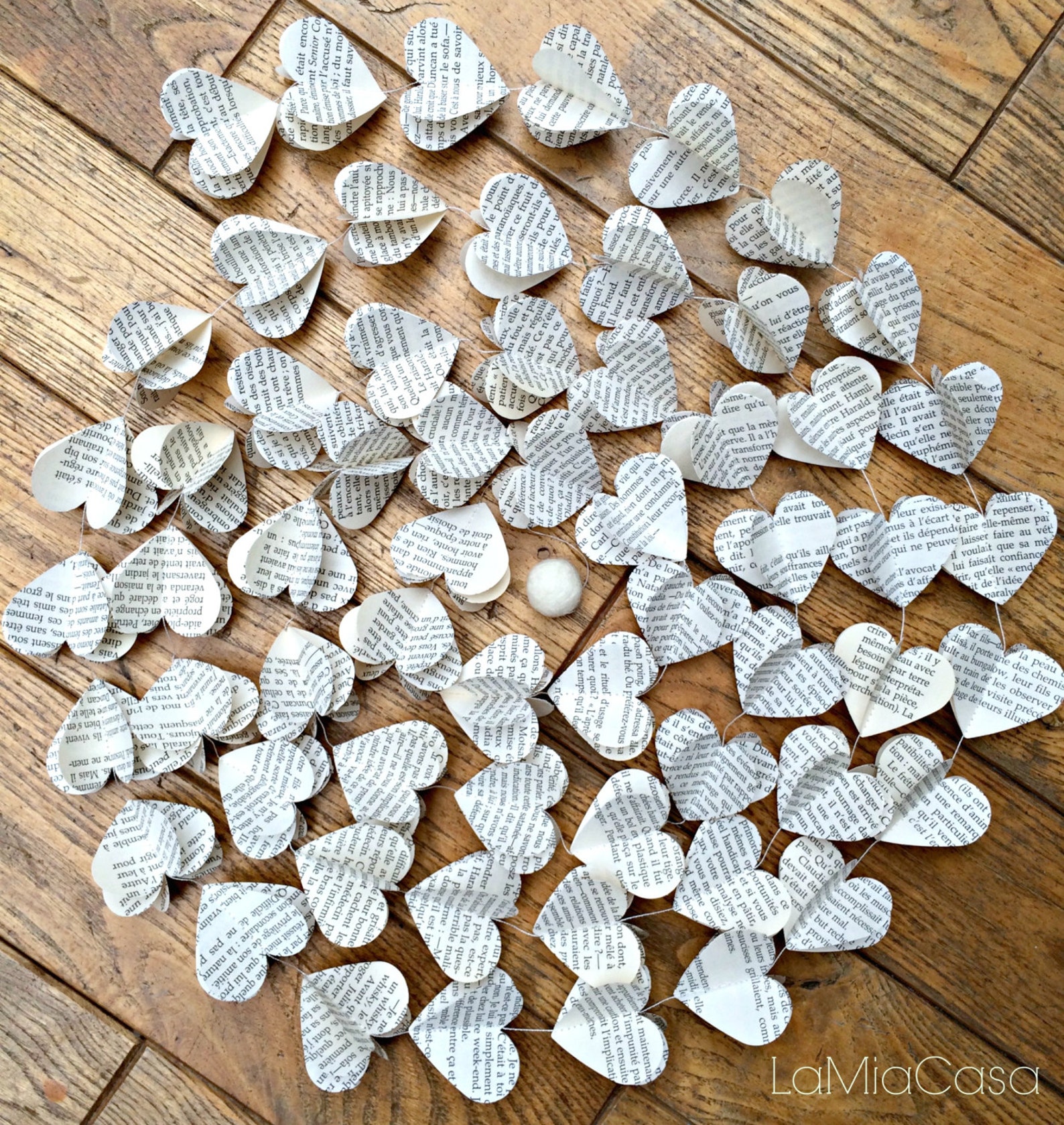 Guirlande De Coeurs Rouges Isolés Pour La Saint Valentin Et Carte De Fête Illustration