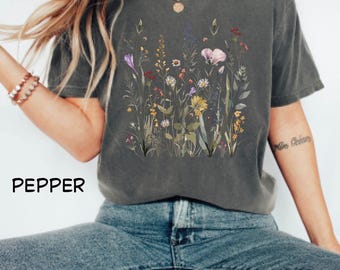 Comfort Colors® Wild Flowers T-Shirt, Vintage Botanical Tee, Pastel Floral Nature T-Shirt, Garden Lover Tee, Flower Tee, Wildflowers T-Shirt