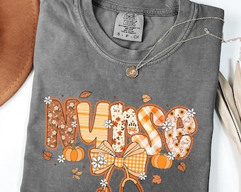 Fall Nurse Shirt, Floral Autumn Pumpkin Nurse, Cozy Seasonal Nurse Outfit for Work, Thanksgiving Medical Worker Appreciation,Comfort Colors®