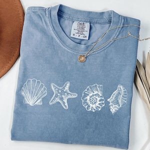 Comfort Colors® Sea Shells 90s Vintage Style Tshirt, Retro Ocean Shell T-shirt, Sea Lovers T-shirt, Cute Sea Animal Tee, Summer Ocean Shirts