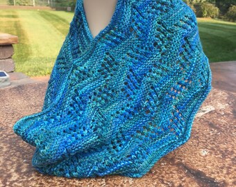 Women's Cowl Neckwarmer - Handknitted