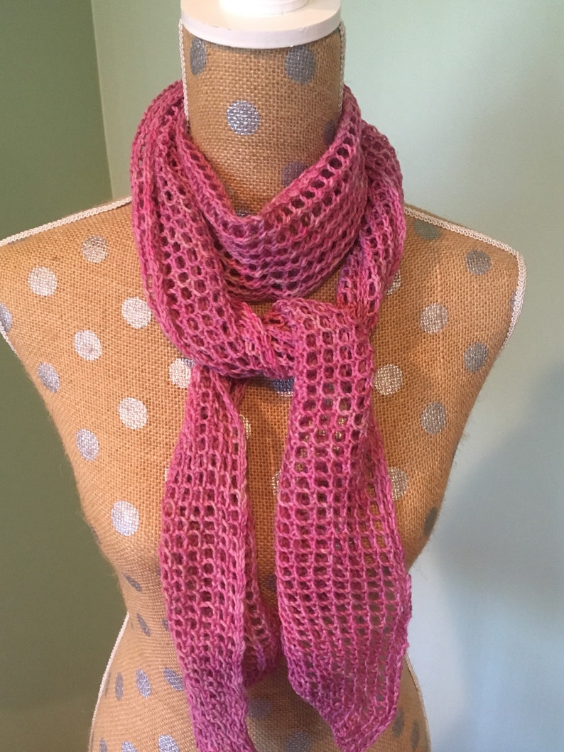 Lacy Pink Knitted Scarf image 3