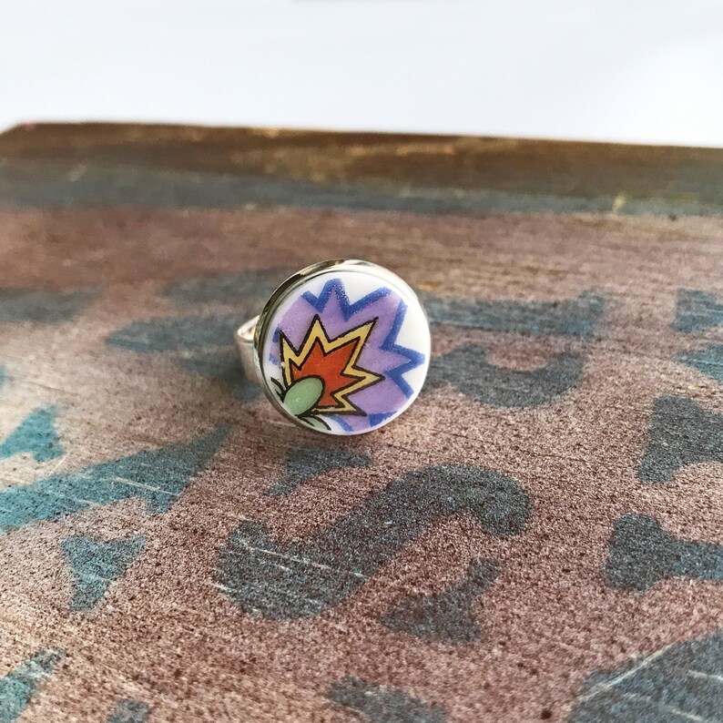 Broken Dishware Ring Purple Flower
