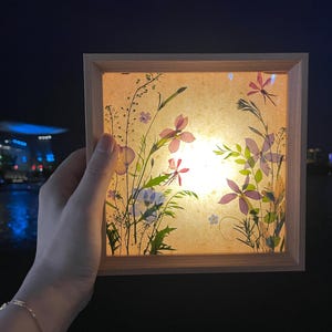 Handmade Real Wild Flower Night Light,  Floral Lamp, Flower Night Lamp, Nursery Lamp For Bathroom, Kitchen, Nursery