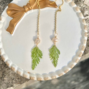 Plant earrings, resin fern earrings,Nature Inspired Jewelry handmade,woodland dried leaf jewelry, statement, nature, plants, flowers