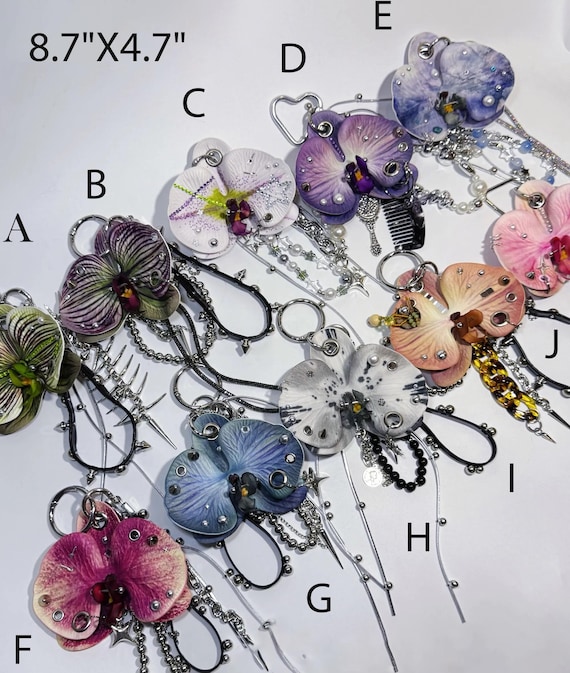 Pierced Orchid Keychain ,gothic Trendy Keychain for Women's