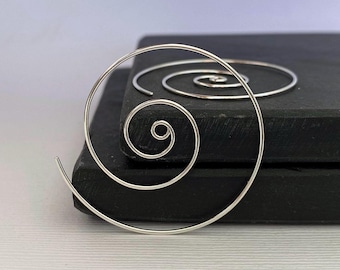 Aros de espiral de plata de ley: aros hechos a mano, joyería minimalista para el día a día, ligeros, rellenos de oro de 14 quilates, un regalo ideal.