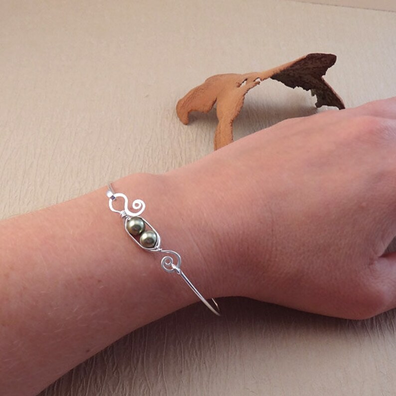Peapod Bangle Bracelet Two Peas in a Pod Two 2 Green Pea Etsy