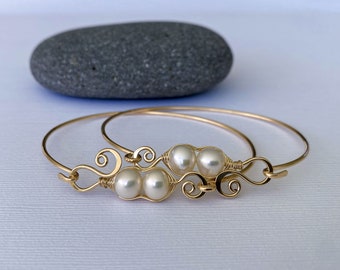 Peapod Matching Bracelet Set, Gold Filled Bangle Pearl Bracelet, Mother Daughter Best Friend Bracelet, Couples Bracelet Gift