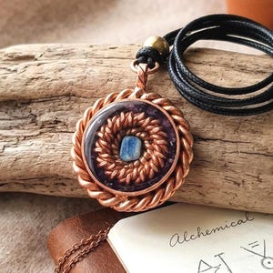 Byzantijnse koperen tensorringhanger 144MHz 177MHz orgoniet ketting met amethist en blauwe apatiet voor bescherming, dagelijks aardingshulpmiddel en een cadeau voor empathische personen