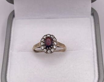 9ct gold garnet and cz ring