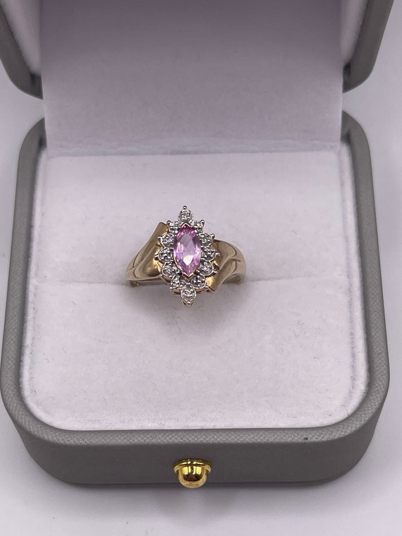 9ct gold pink sapphire and diamond ring