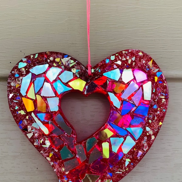 Heart suncatcher.. BlingthingzbyLori .. whirligigs wind spinner .. gift for home .. yard art  .. window decoration.. heart lover items