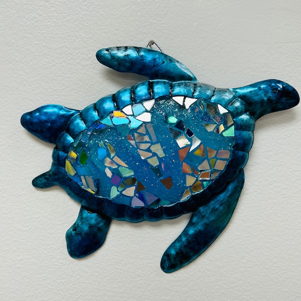 Turtle.. Blingthingzbylori.. wall hanging.. gift for home .. turtle wall hanging.. sea turtle