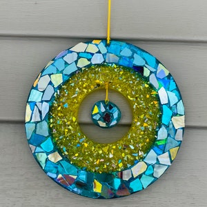 Spinner. . blingthingzbylori.. garden art .. yard art .. SunCatcher.. whirligigs wind spinner.. gifts .. gift