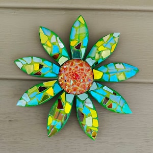 Sunflower.. blingthingzbylori.. suncatcher.. garden art.. yard decorations.. green flower .. wall hanging