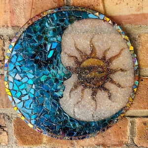 Luna e Sole .. blingthingzbyLori .. Girandola a vento Whirligigs .. oggetti celestiali .. oggetto per gli amanti del sole .. oggetto per gli amanti della luna .. regalo per la mamma