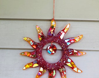 Rainbow Stained Glass Sun Suncatcher: Garden/Patio Decoration