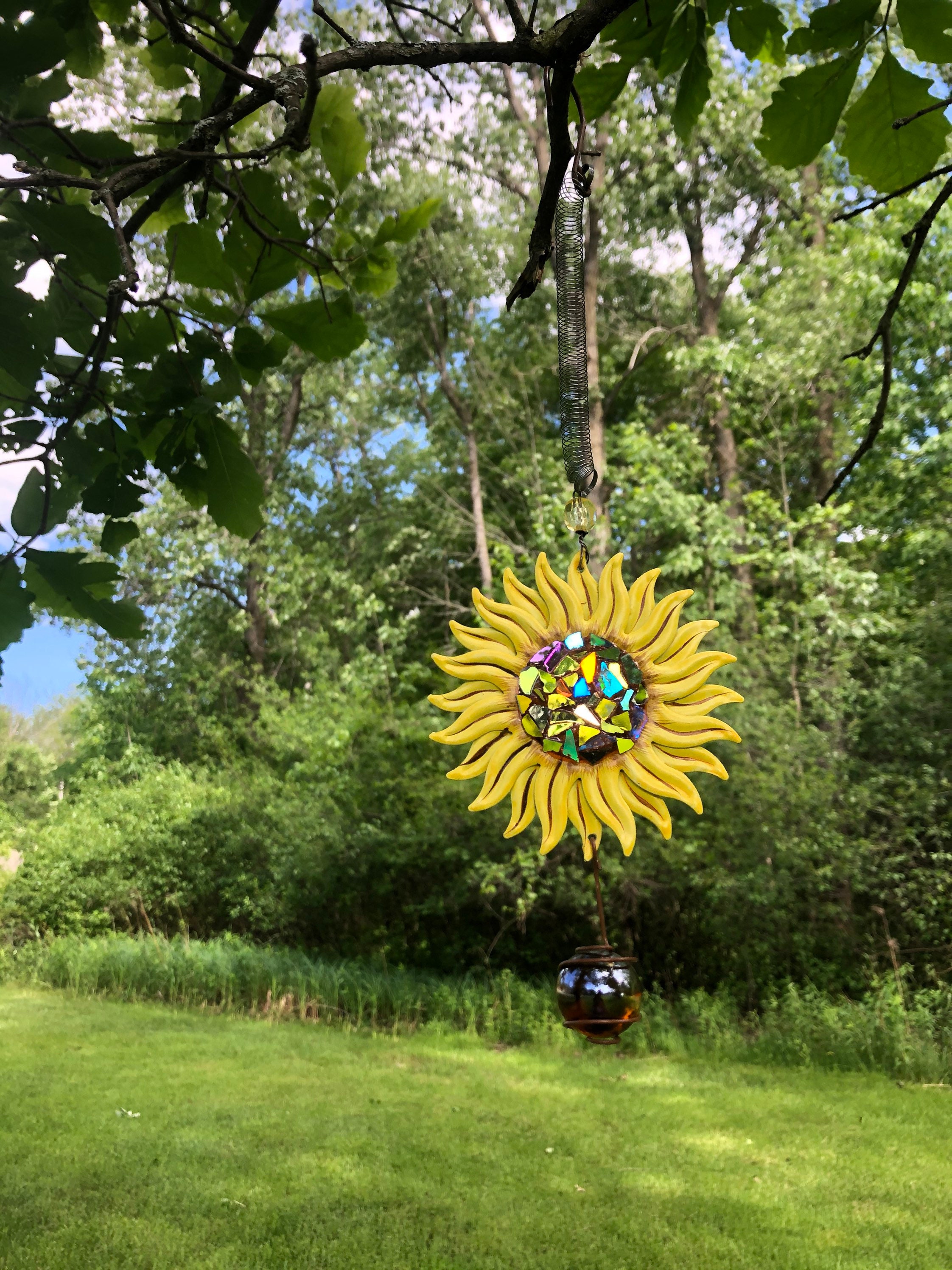 Daisy Bouncy Suncatcher.. Flower Lover Gift .. Yard Art .. Etsy