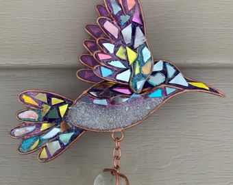 Hummingbird.. blingthingzbylori.. purple.. hummingbird.. wind chime.. suncatcher.. yard art.. patio decor.. gift..