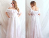 1970 39 s Hearts and Lace Wedding Dress in Medium or Large . Prom Party . Off the shoulder . Magestic Princess Beauty . Elegant Poofy purple