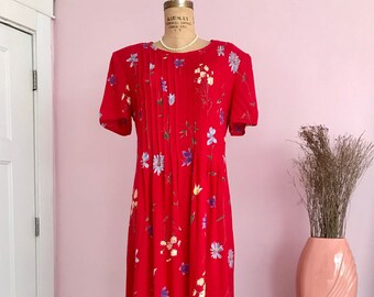 1990's Size 12/14 Red Floral Pleated Midi Dress