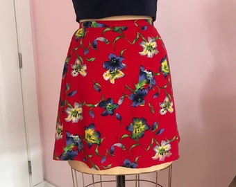1990's Vibrant Red Floral Mini Skirt