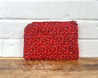 Adorable 1970's Quilted Calico Pouch