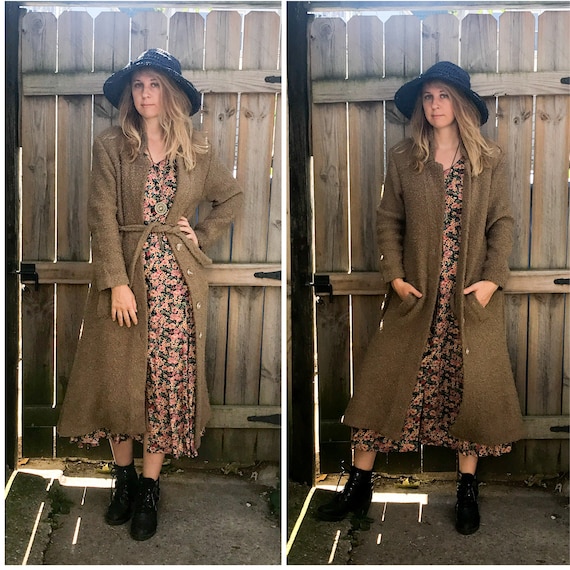 1970's Textured Knit Trenchcoat in Medium or Large