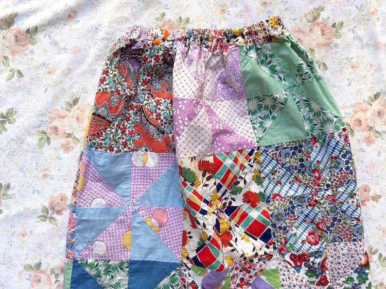 Size Small / Medium 1950's Feedsack Quilted Skirt image 4