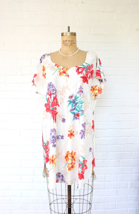 1990's XL Floral Satin Short Nightgown - image 3