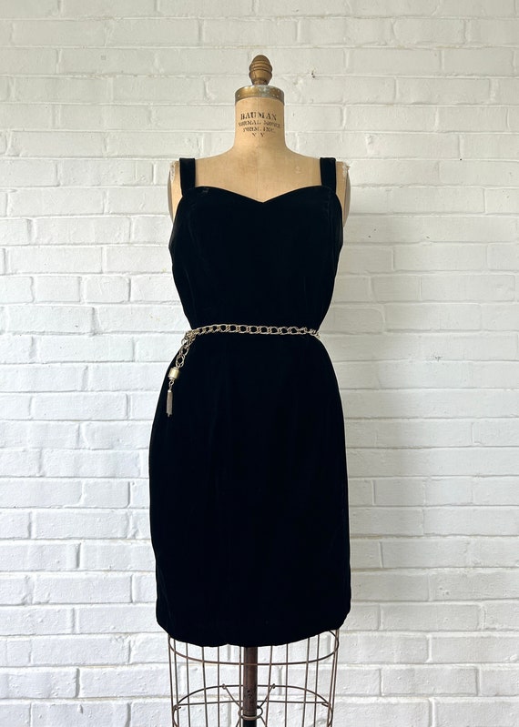 1990's Size 10 Black Velvet Sweetheart Dress