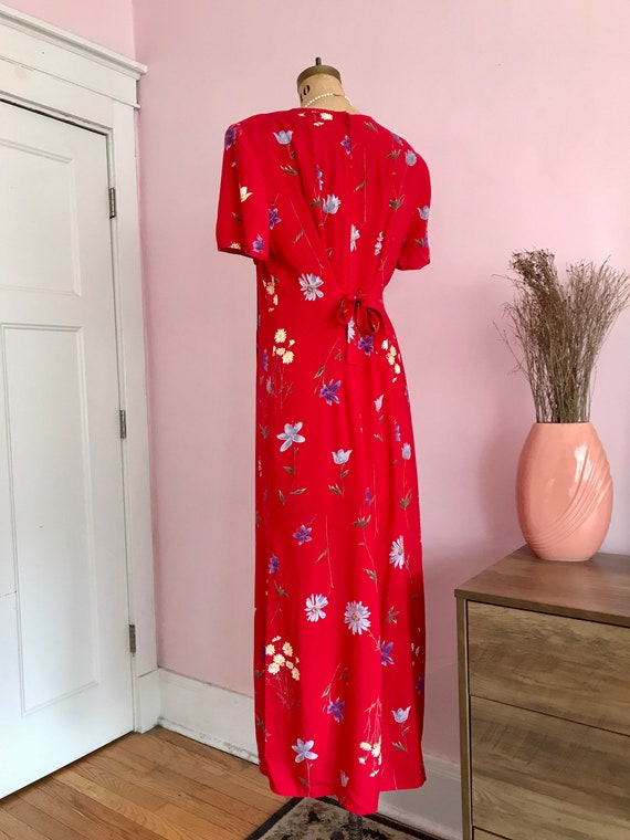 1990's Size 12/14 Red Floral Pleated Midi Dress - image 6