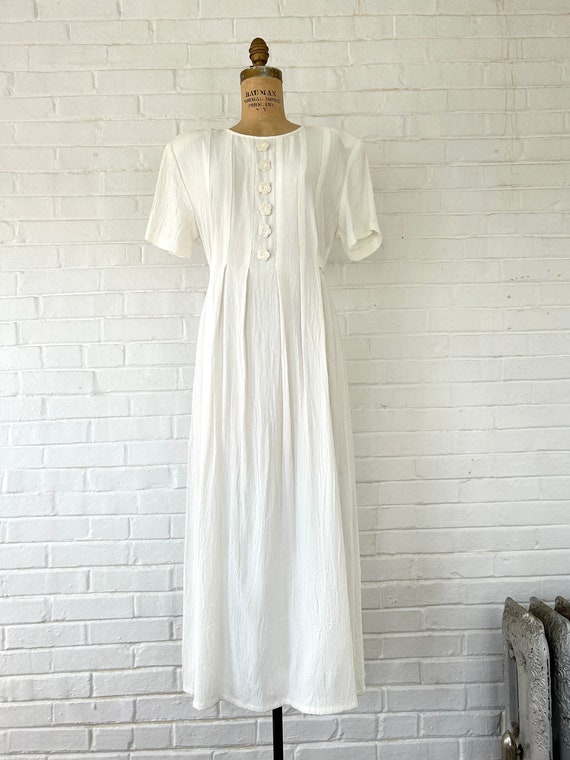 1990's Size 12 White Daisy Midi Dress